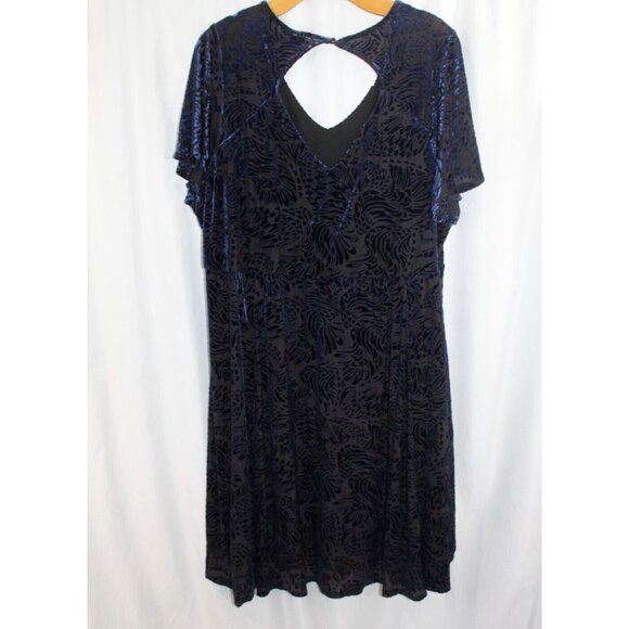 Torrid Womens Blue Velvet Short Sleeve Cutout Back Dress 3/3X - Picture 7 of 8